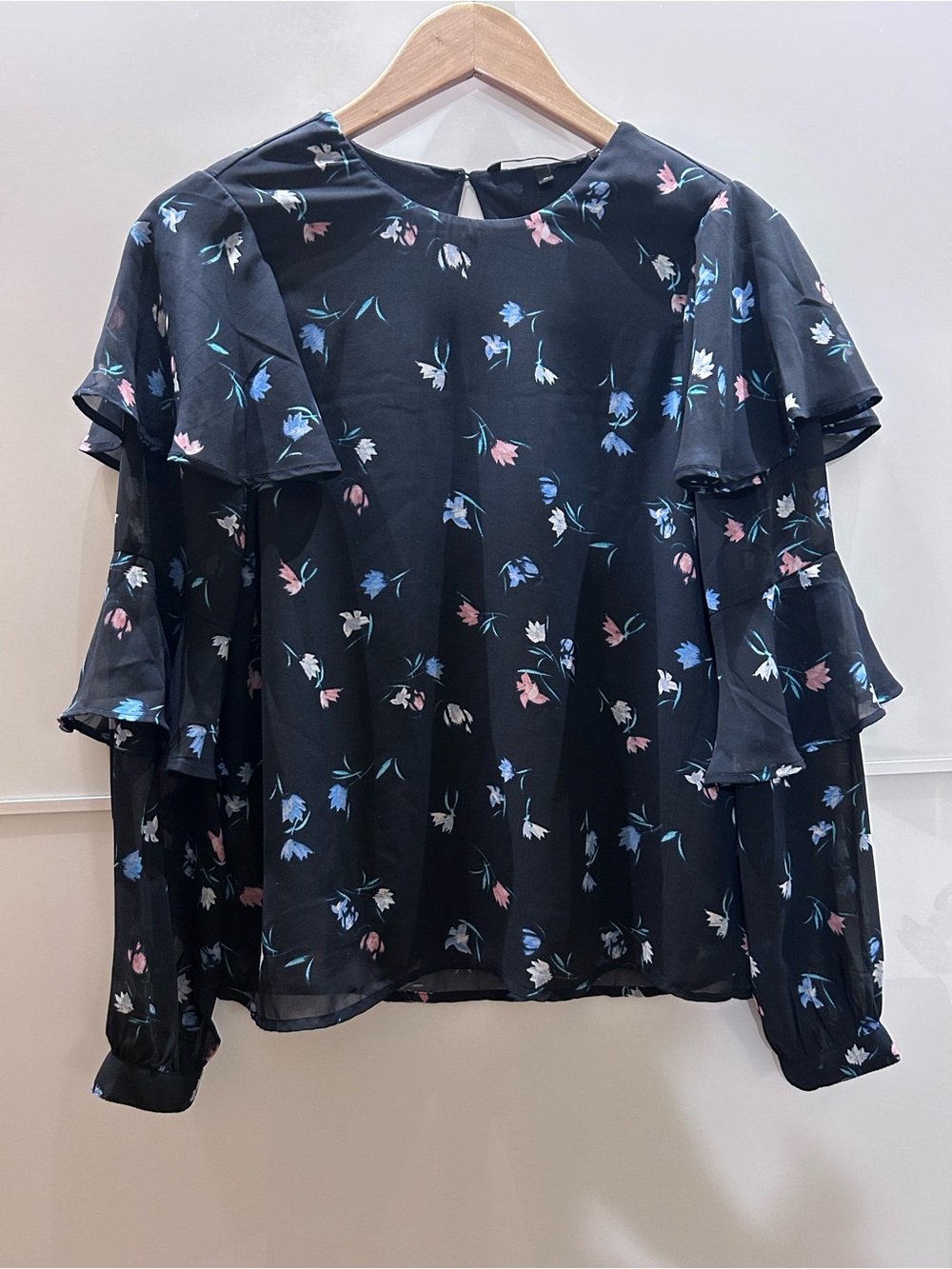 Vera Moda Black Floral Ruffle Sleeve Blouse - Women's Top